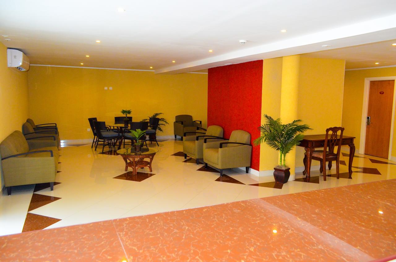 מריגוט Fantastic Hotel מראה חיצוני תמונה
