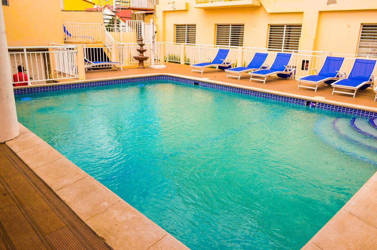 מריגוט Fantastic Hotel מראה חיצוני תמונה