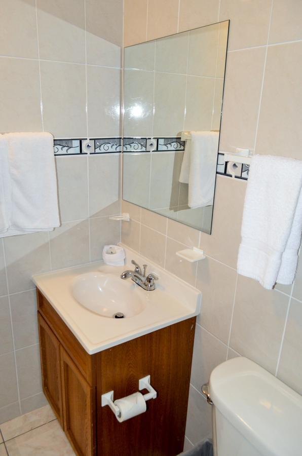 מריגוט Fantastic Hotel מראה חיצוני תמונה